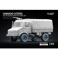 Wheel Set - 1/35 Scale Model Kit - Vehicle / Unimog