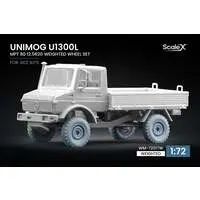 Wheel Set - 1/72 Scale Model Kit - Vehicle / Unimog