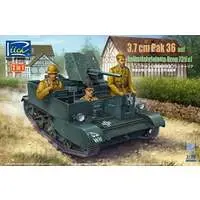1/35 Scale Model Kit - Tank