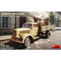 1/35 Scale Model Kit - Vehicle