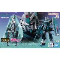 Gundam Models - VOCALOID / Hatsune Miku & RX-78-2