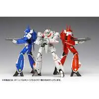 1/100 Scale Model Kit - Super Dimension Fortress Macross / VF-1J Valkyrie & Ichijo Hikaru