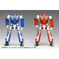 1/100 Scale Model Kit - Super Dimension Fortress Macross / VF-1J Valkyrie & Ichijo Hikaru
