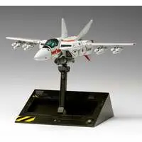 1/100 Scale Model Kit - Super Dimension Fortress Macross / VF-1J Valkyrie & Ichijo Hikaru