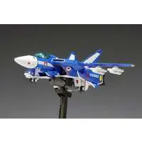 1/100 Scale Model Kit - Super Dimension Fortress Macross / VF-1J Valkyrie & Ichijo Hikaru