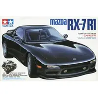1/24 SCALE MAZDA RX-7 R1 Model Kit