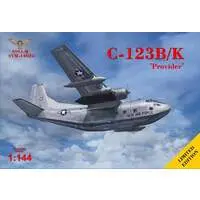1/144 Scale Model Kit - Military transport aircraft