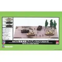 1/100 Scale Model Kit - 1/150 Scale Model Kit - 1/144 Scale Model Kit - Tank / Leopard 2