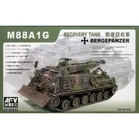 1/35 Scale Model Kit - Tank