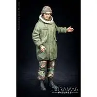 1/35 Scale Model Kit - People/Animals