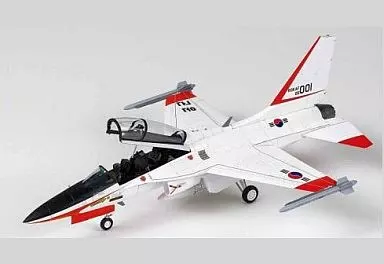 1/48 Scale Model Kit - Trainer aircraft