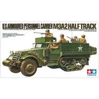 1/35 Scale Model Kit - Half-track / Armoured personnel carrier
