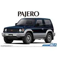 The Model Car - 1/24 Scale Model Kit - Mitsubishi / PAJERO