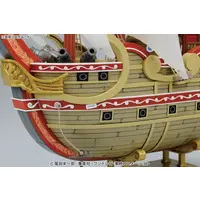 Plastic Model Kit - ONE PIECE / Red Force