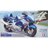 1/12 SCALE SUZUKI Hayabusa 1300 (GSX1300R) Model Kit