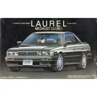 1/24 Scale Model Kit - Vehicle