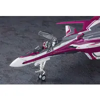 1/72 Scale Model Kit - MACROSS DELTA / Mirage Farina Jenius