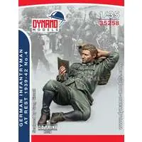 1/35 Scale Model Kit - People/Animals / Infantry
