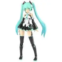 1/6 Scale Model Kit - VOCALOID / Hatsune Miku
