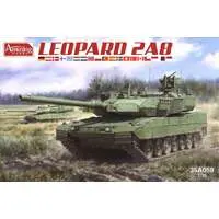 1/35 Scale Model Kit - Tank