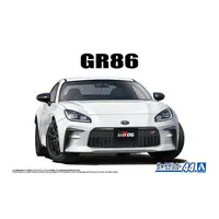 The Model Car - 1/24 Scale Model Kit - Vehicle